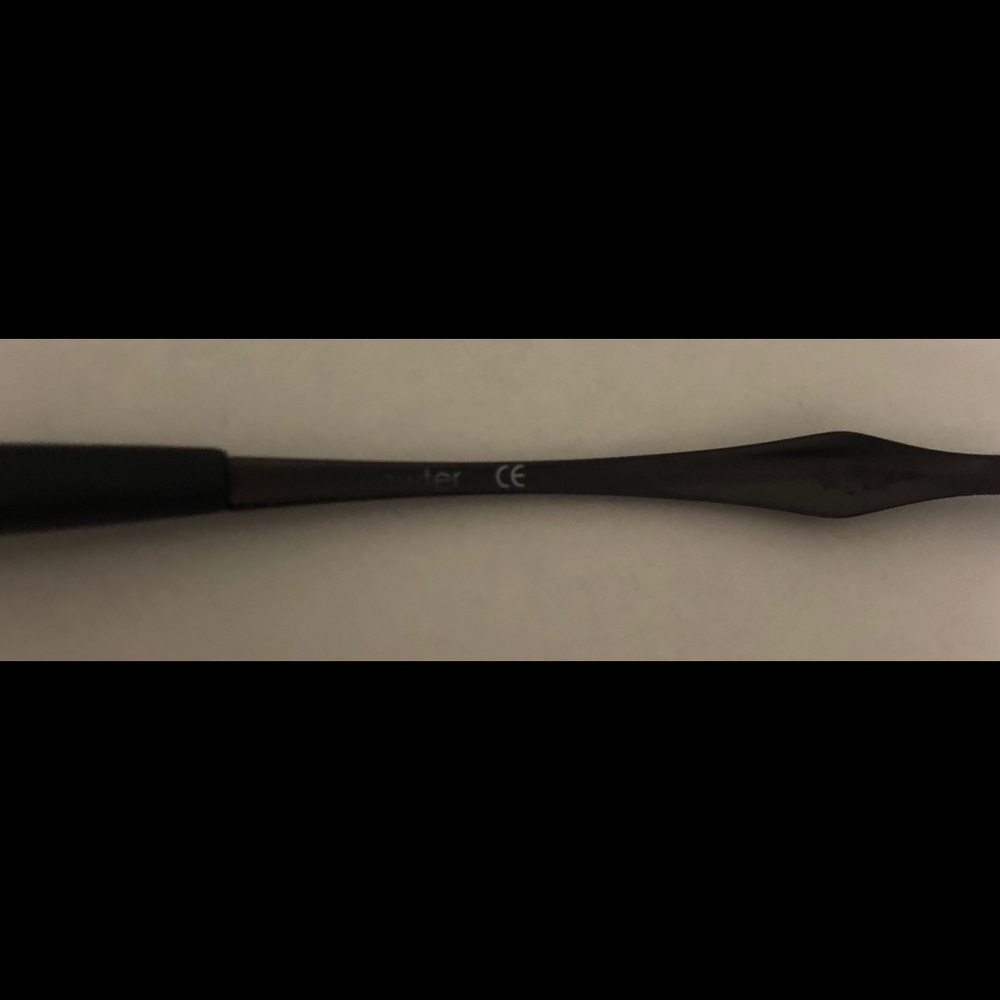 Oakley Sculpt Pewter Glasses, Case, And Pouch - Picture 10 of 13